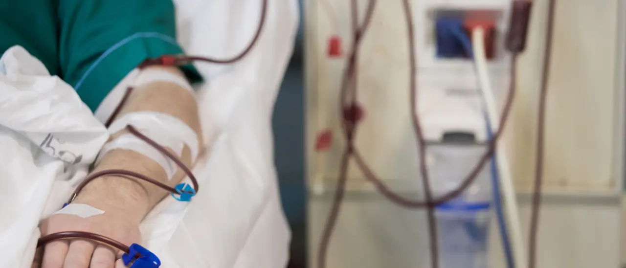 «Oggi niente dialisi a Nicotera, il medico è malato»: otto pazienti costretti a cercarsi un passaggio per Tropea\n
