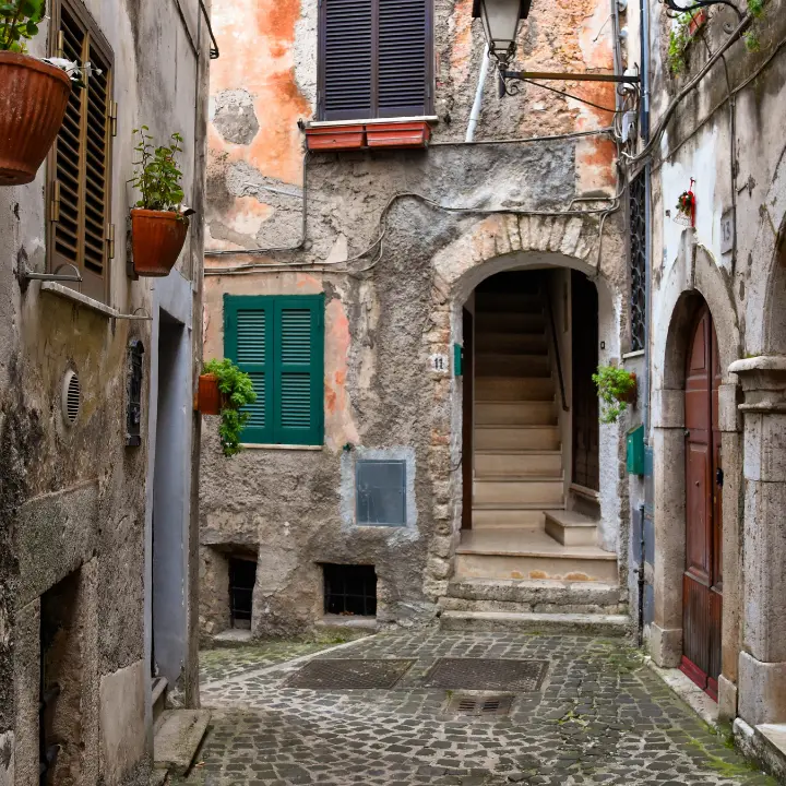 Ripopola Calabria, il piano della Regione parte dal recupero delle case ma non basta senza lavoro e servizi\n