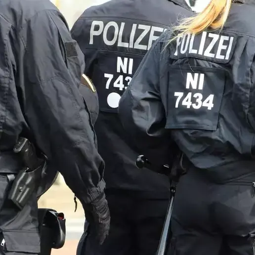 Esplosione alla stazione di Augusta in Germania: due feriti e traffico ferroviario in tilt\n
