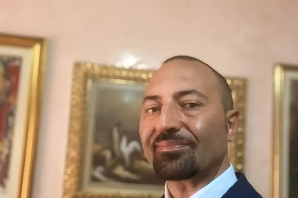 «Posticipare di 6 giorni l’inizio delle lezioni per evitare l’afa scongiura disagi fisici senza ripercussioni sul calendario didattico»
