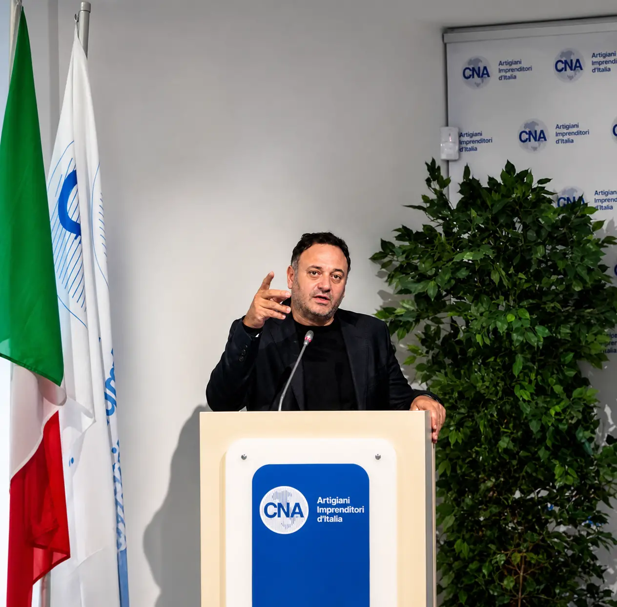 Inflazione record in Calabria, CNA : «Più reddito e meno costo del lavoro per fermare la fuga dei giovani»\n