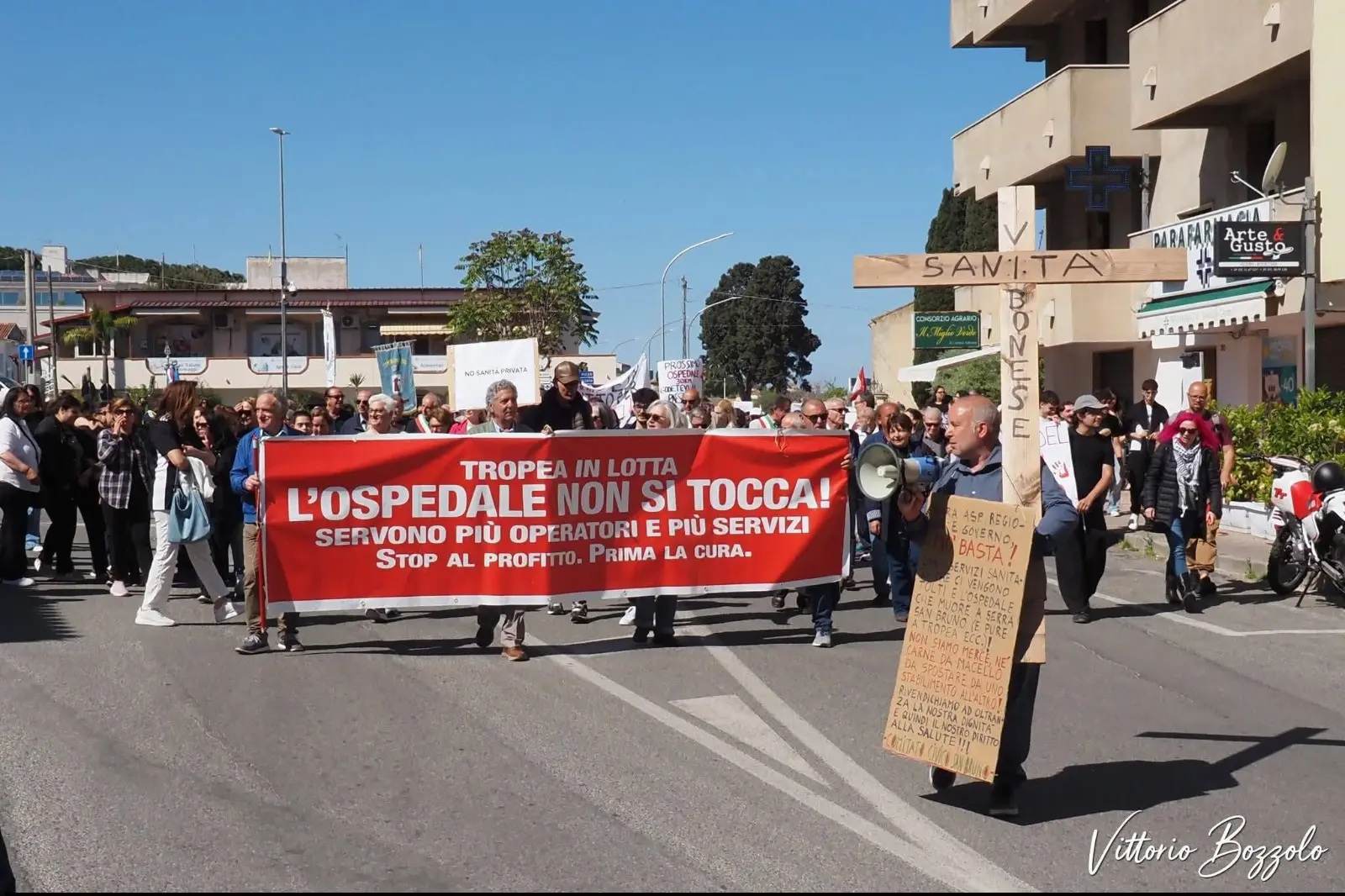 Ospedale di Tropea, riparte la mobilitazione: «Servono medici e Radiologia». Il Comitato prepara una nuova manifestazione pubblica\n