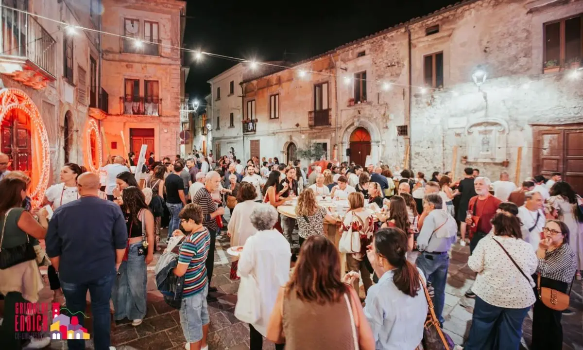 Grimaldi Enoica 2026, il Savuto racconta il vino calabrese tra masterclass, talk e premi\n