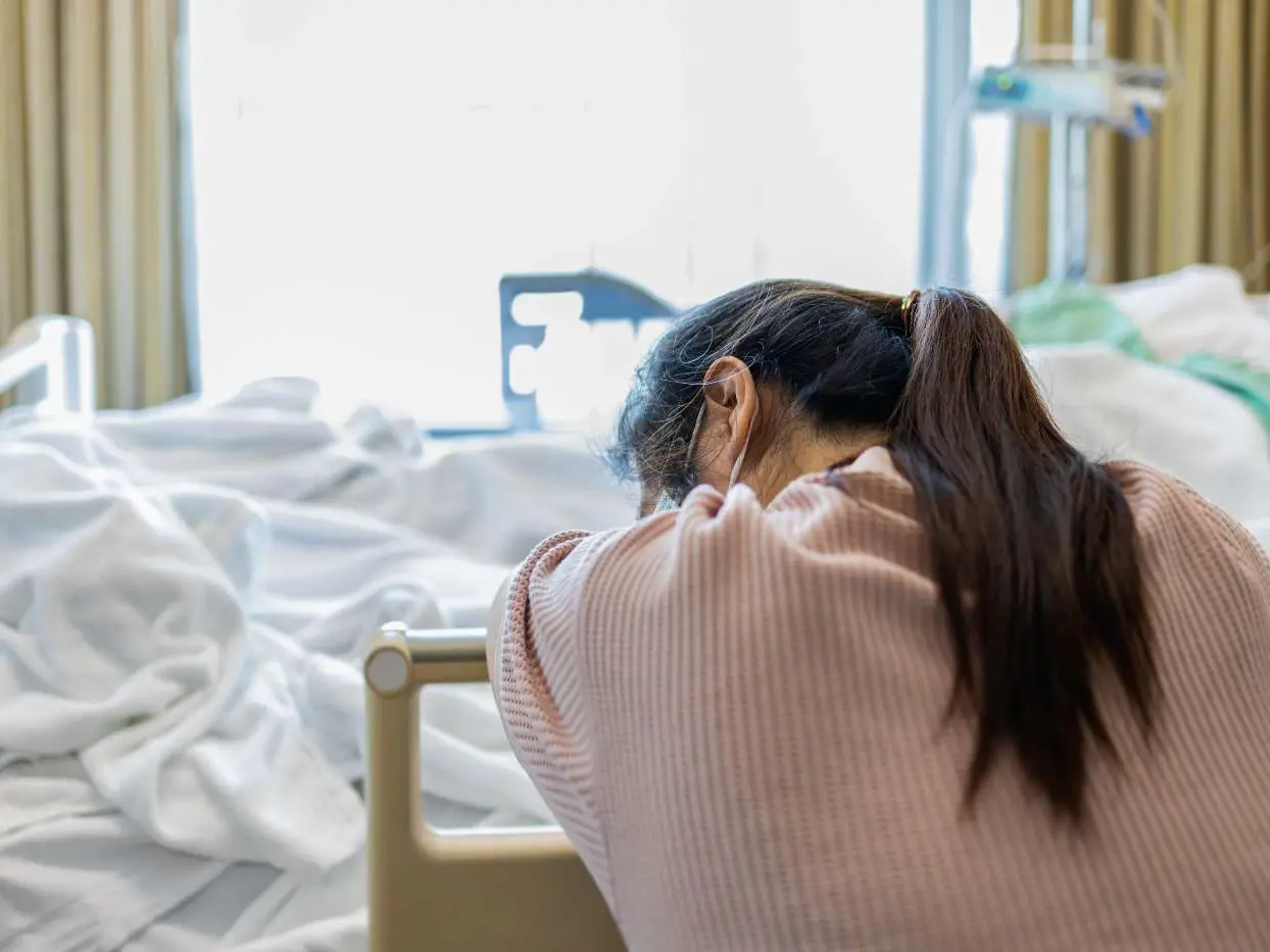 Il Veneto approva la legge sul suicidio assistito, Zaia: «Risposta concreta a chi vive in condizioni di sofferenza estrema»