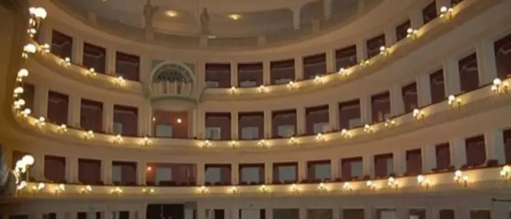 Teatro Cilea Reggio, La Strada: «Parte la nuova stagione ancora senza\u00A0accompagnatore gratuito per le persone con disabilità non motoria»\n
