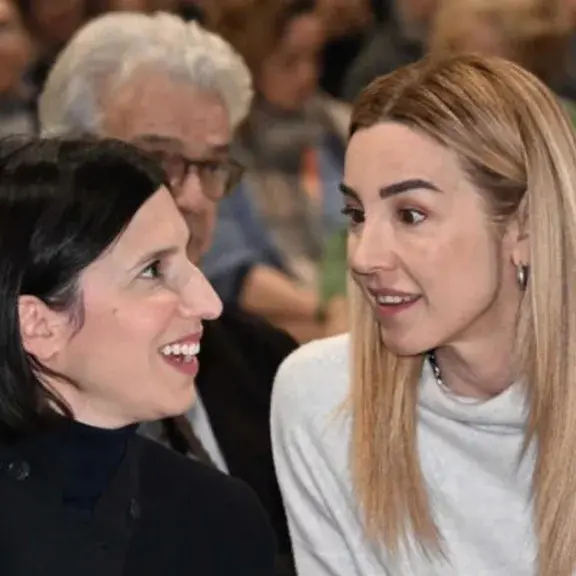 Centrosinistra, Schlein tira dritto sulle primarie ma cresce l’ipotesi Silvia Salis\n
