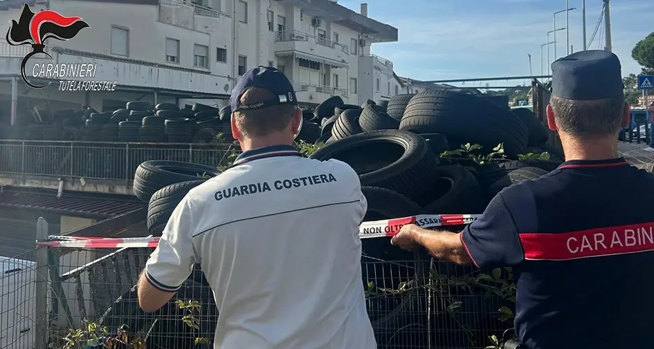 Scalea, gestione illecita di rifiuti. Denunciato un gommista\n