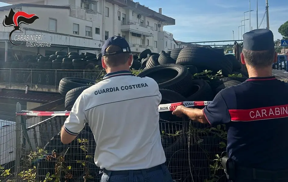 Scalea, gestione illecita di rifiuti. Denunciato un gommista\n