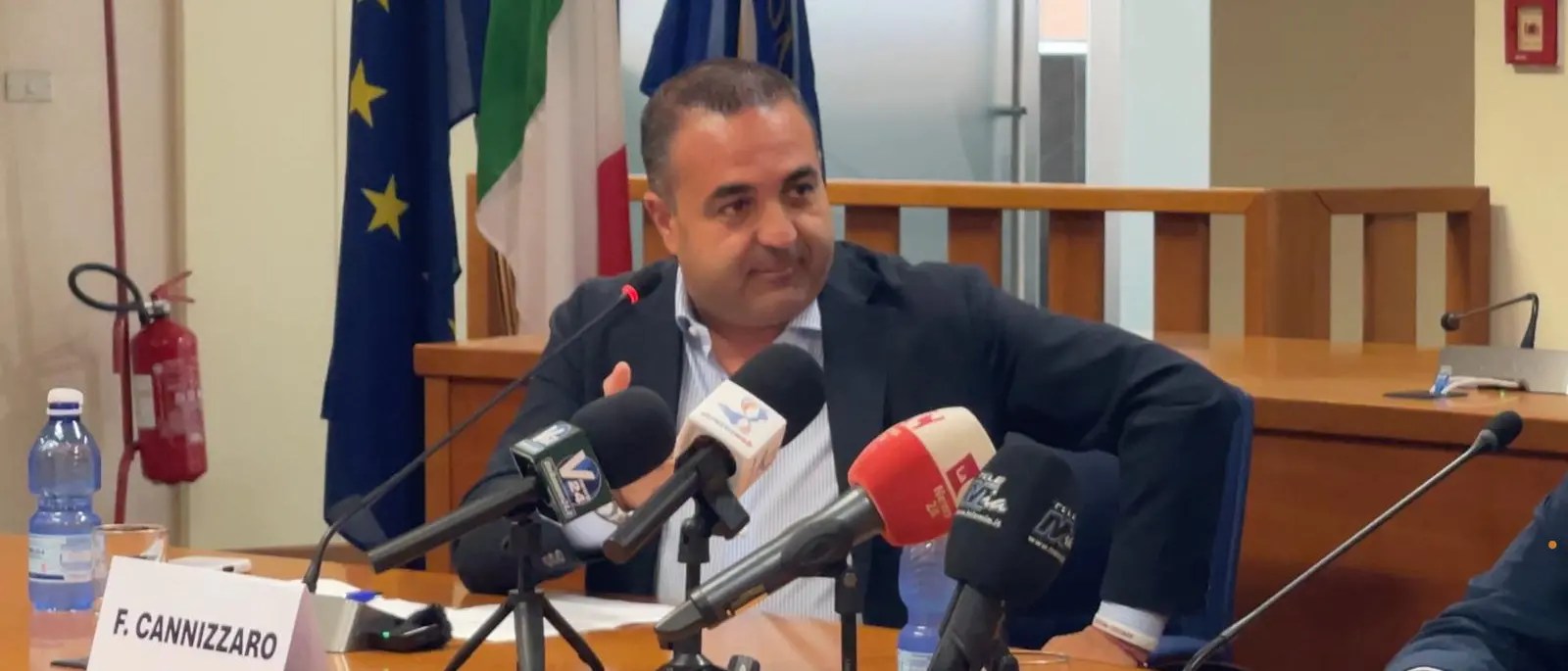 Cannizzaro rilancia l’asse Reggio-Messina: «Con Sacal lavoriamo al pontile e alla stazione dell’aeroporto»\n