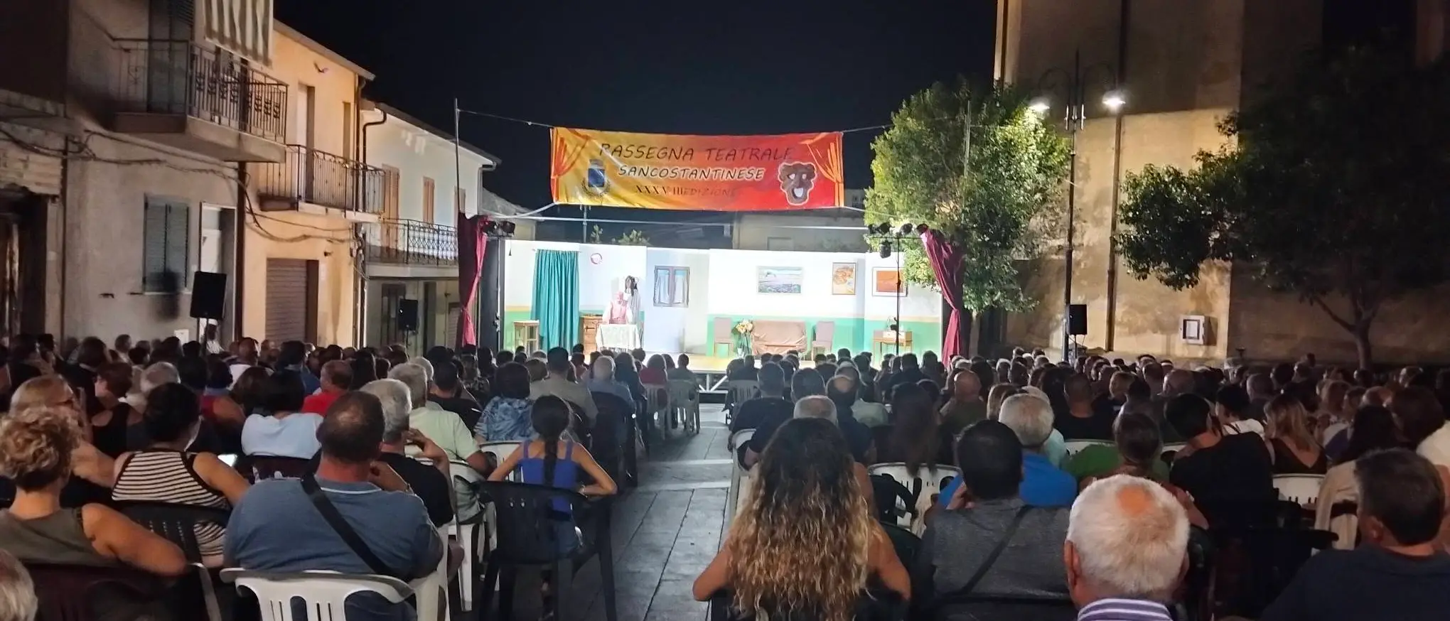 San Costantino Calabro, marea di spettatori alla 38esima edizione della Rassegna teatrale:\u00A0i vincitori\n