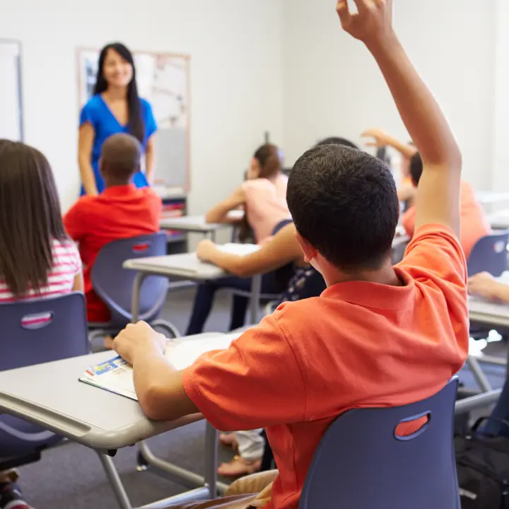 Scuola, la Uil Calabria: «Il precariato è ormai elemento strutturale. La continuità didattica si costruisce con la stabilità»\n