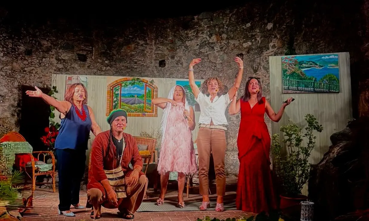 A Palmi arriva “L’erba miracolosa”: la commedia della compagnia Effetti collaterali approda al Parco archeologico del Tauriani\n