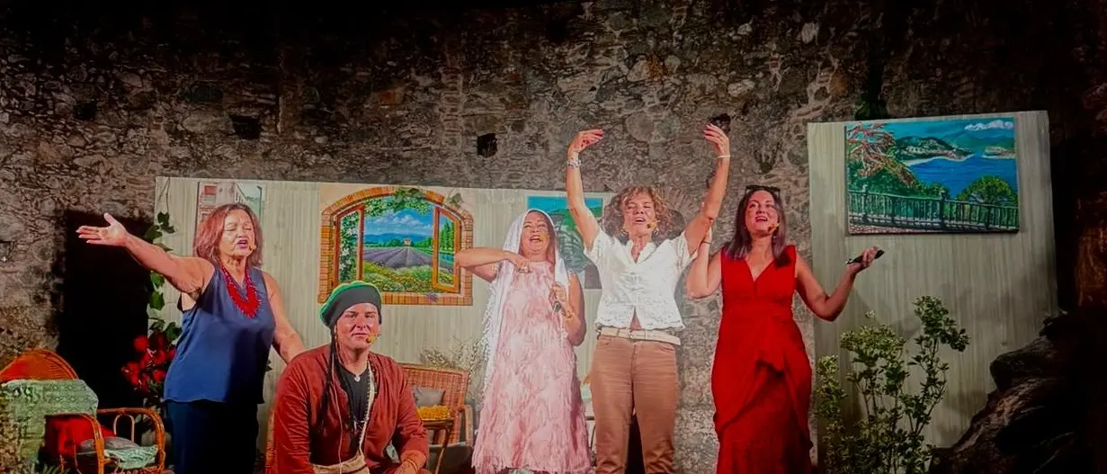 A Palmi arriva “L’erba miracolosa”: la commedia della compagnia Effetti collaterali approda al Parco archeologico del Tauriani\n