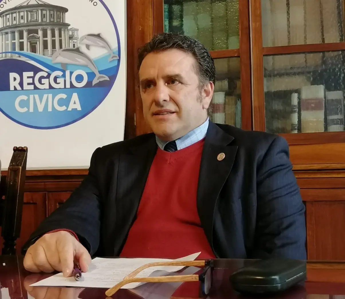 Aeroporto dello Stretto, Reggio Civica contro il taglio delle rotte internazionali: «Senza collegamenti con l’Europa non può esistere un vero sviluppo turistico»\n