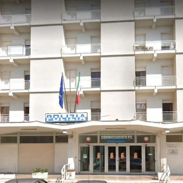 <p>Fuscaldo, nascondeva cinque involucri di cocaina: arrestato un trentacinquenne dalla Polizia</p>