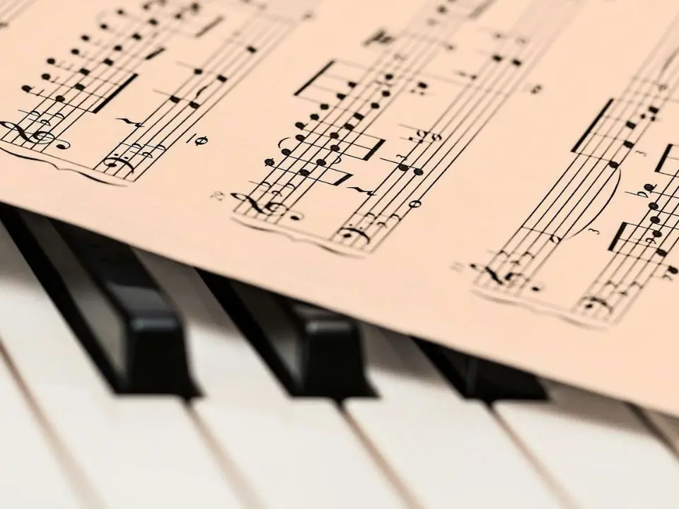Conservatorio di Cosenza, concorso per un docente di canto pop rock a tempo indeterminato