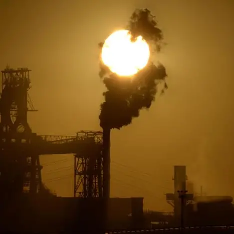 Meloni festeggia a Bari, a meno di 100\u00A0chilometri partono le procedure di licenziamento per 2.500 lavoratori dell’indotto ex Ilva\n