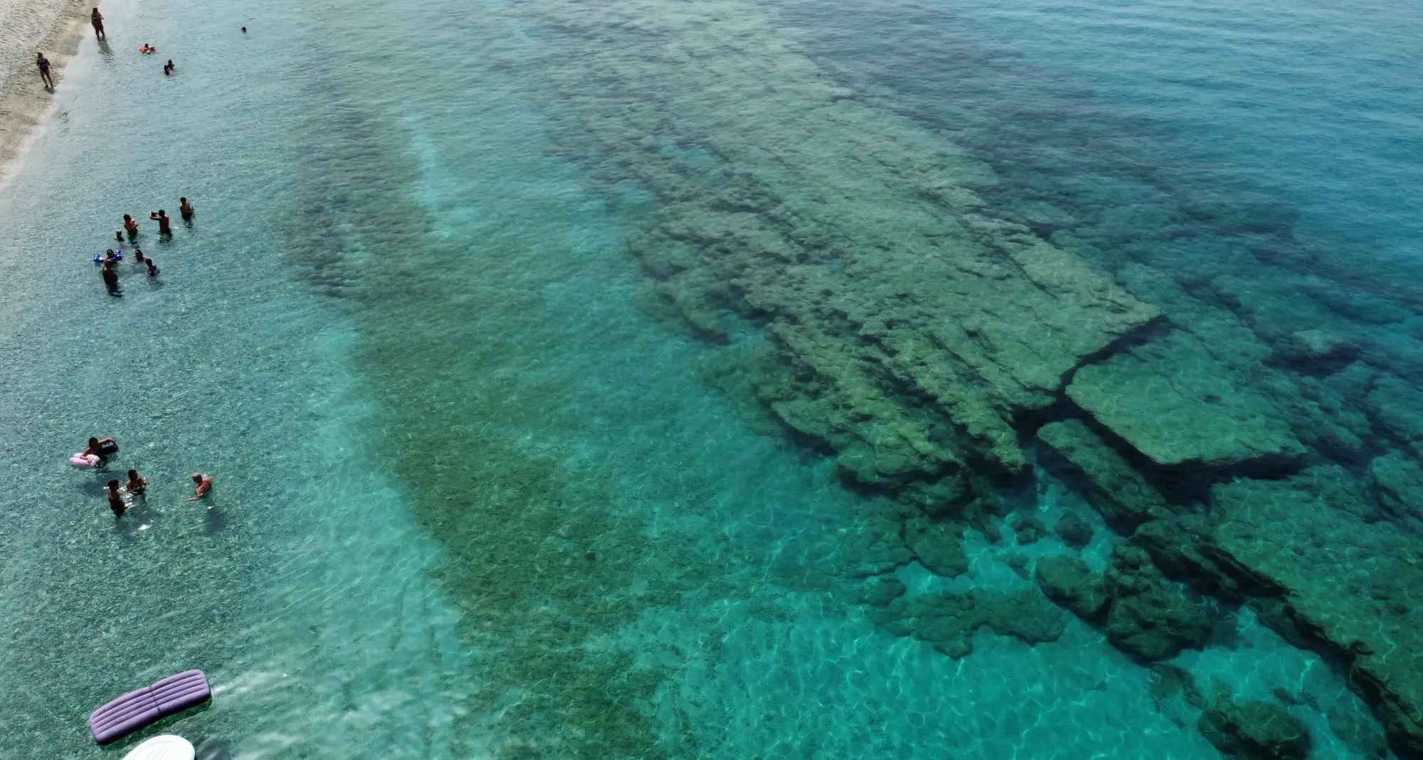 Mare di Zambrone, le analisi escludono contaminazioni di origine fecale: «Parametri nei limiti previsti»\n