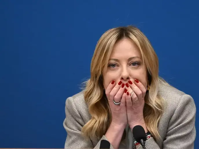 Sondaggi politici, governo Meloni longevo ma poco amato: giudizi negativi al 59%. E Vannacci supera Forza Italia
