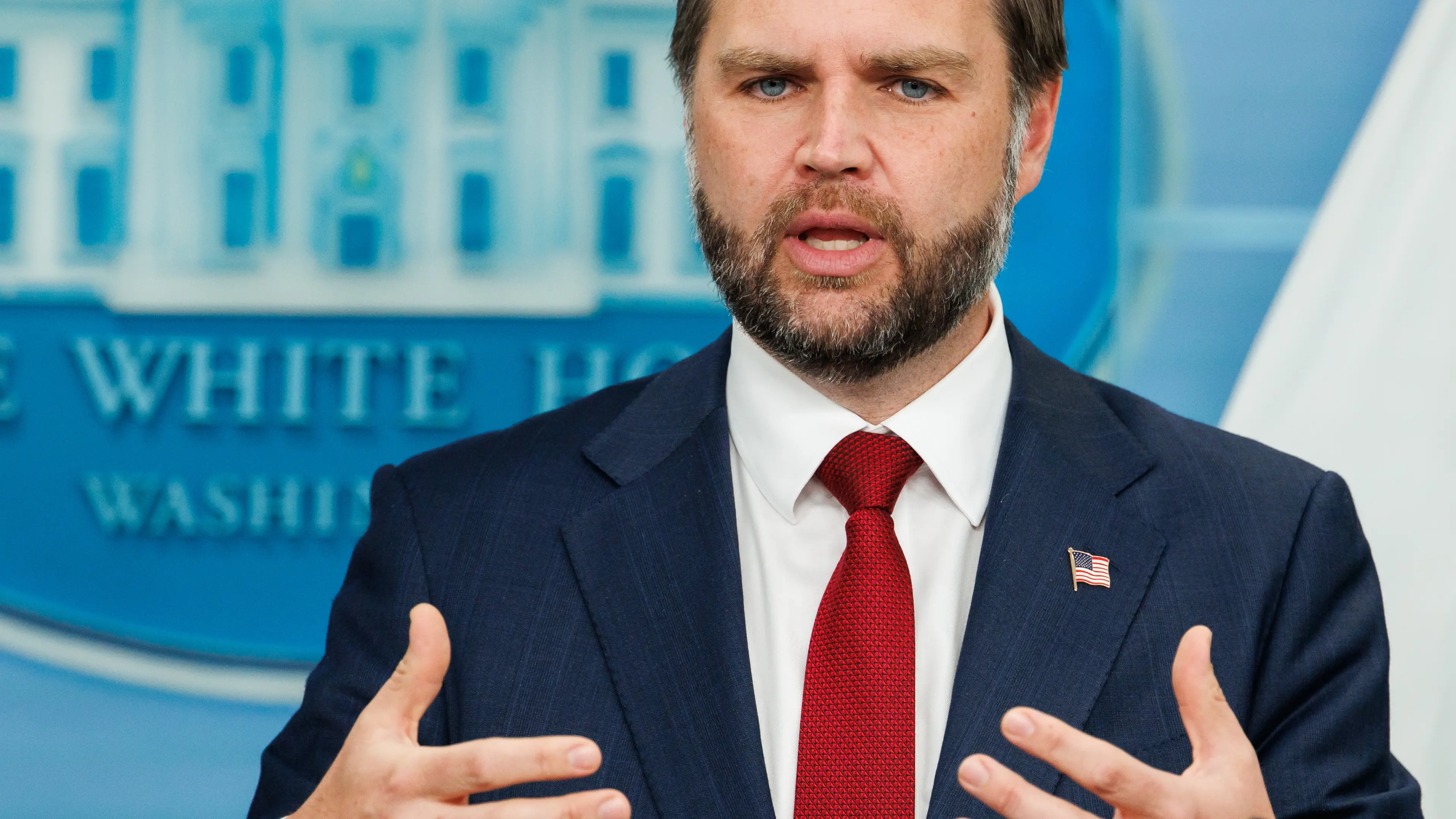 IPA88086744 - U.S. Vice President JD Vance holds a press briefing in the James S. Brady Press Briefing Room at the White House on September 3, 2026 in Washington, D.C. (Photo by Samuel Corum/Sipa USA) , Samuel Corum/Sipa USA
