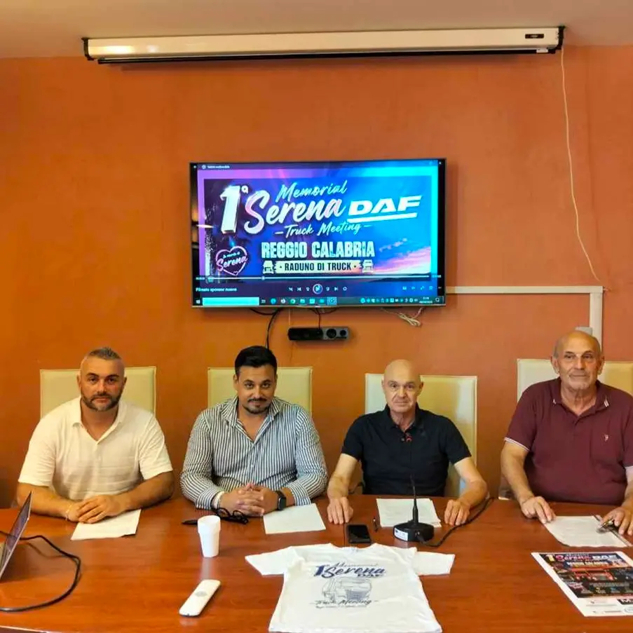 Camionisti e camioniste provenienti da diverse regioni d’Italia a\u00A0Reggio oggi e domani per il memorial Serena Daf