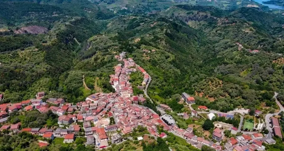 «Il loro sacrificio non può essere dimenticato»: Capistrano pronta a commemorare le vittime di ‘ndrangheta Giuseppe e Giovanni Lo Moro\n