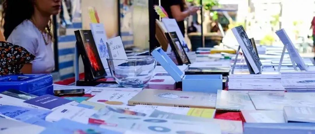 Laudomia torna a Cosenza: tre giorni di libri, teatro e musica nel segno dell’“insilienza”\n