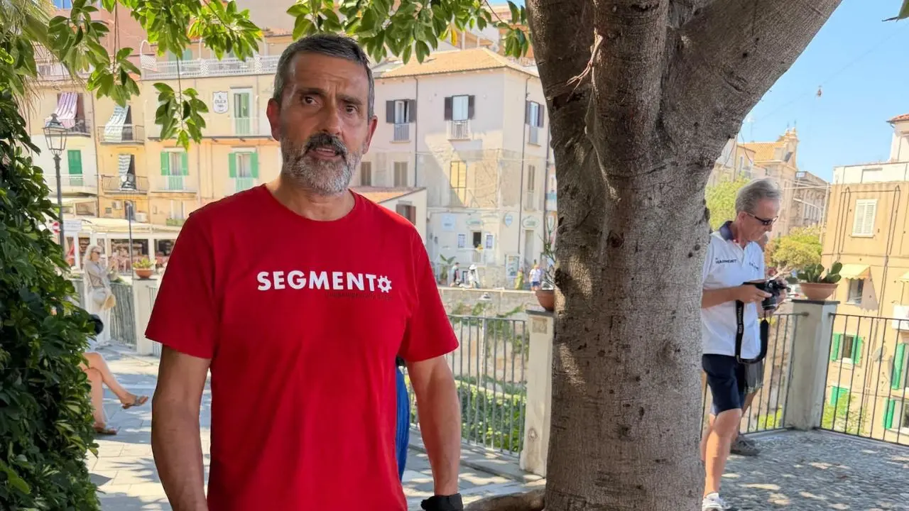 Tropea, il sindaco Macrì replica all’influencer Wlady Nigro: «Truffa nei ristoranti? Faccia i nomi, altrimenti è solo fango»\u00A0\n