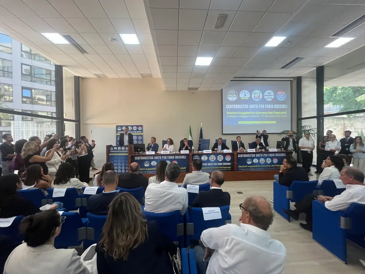 Suppletive a Reggio, il centrodestra presenta Roscioli: «Lavoro già da Roma per il territorio. Continuerò da parlamentare ma non mi ricandiderò»