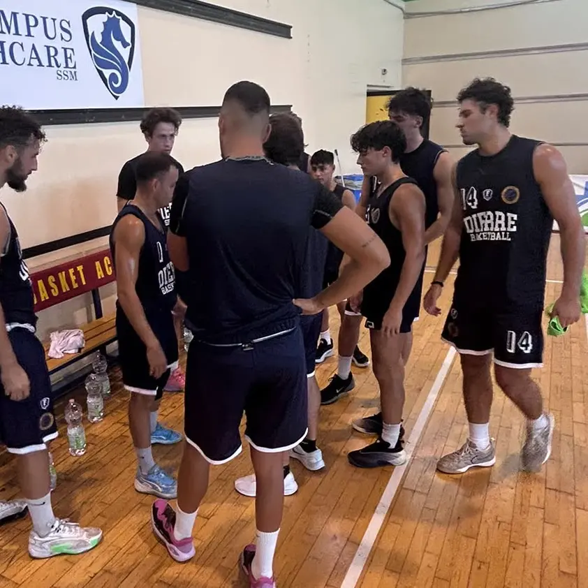 Dierre basket Reggio a Catanzaro per il primo test formativo, il tecnico Lo Storto: «Abbiamo tutto il tempo per\u00A0migliorare»\n