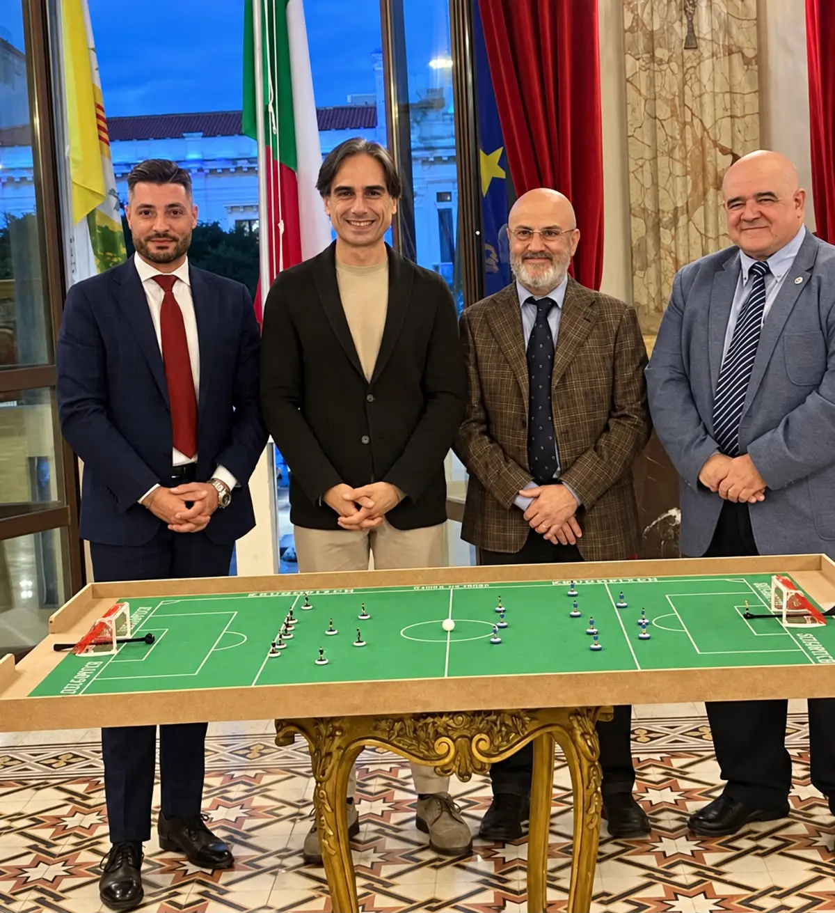 Subbuteo, Reggio\u00A0sale sul tetto del mondo con Marco Averna: Romeo celebra l’oro mondiale e il podio tutto amaranto di Parigi\n