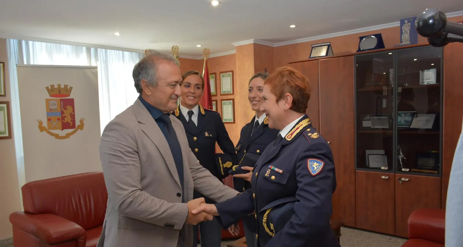 Vibo, si insediano tre nuovi funzionari della Polizia di Stato: ecco chi guiderà Stradale e Reparto Prevenzione Crimine\n
