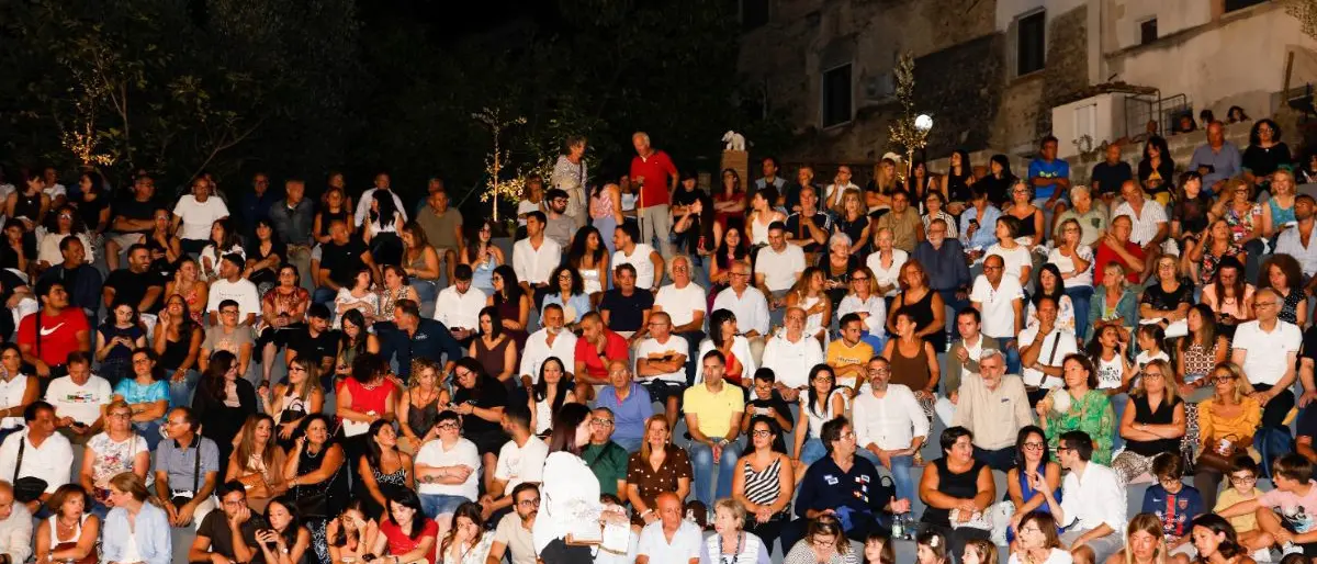 Festival delle Serre, Cerisano saluta cinque giorni di cultura e guarda già al 2027\n
