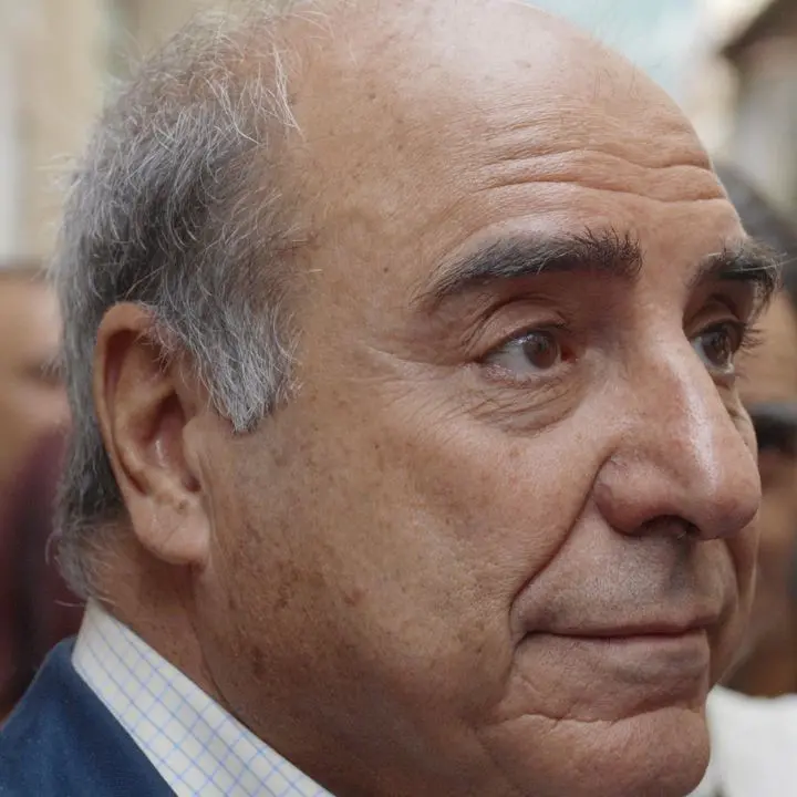 <p>«La Calabria è alla deriva e rischia di sparire. Basta parole, servono soluzioni»: Loiero lancia l’allarme</p>