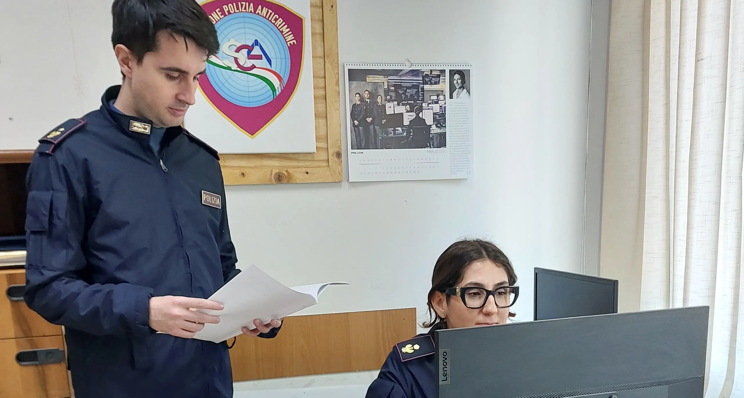 Stretta della Polizia di Stato sulla sicurezza durante l’estate: settanta misure di prevenzione tra Daspo, ammonimenti e sorveglianza speciale nel reggino\n