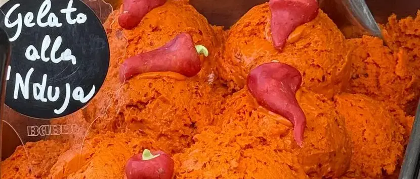Rossa, piccante e… fredda: Gambero Rosso accende i riflettori sul gelato alla ‘nduja di Spilinga\n