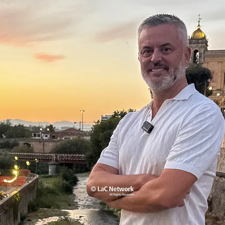Cosenza, Mancini: «Nessuno deve partire indietro, la strada da cui vieni non può decidere dove puoi arrivare»\n