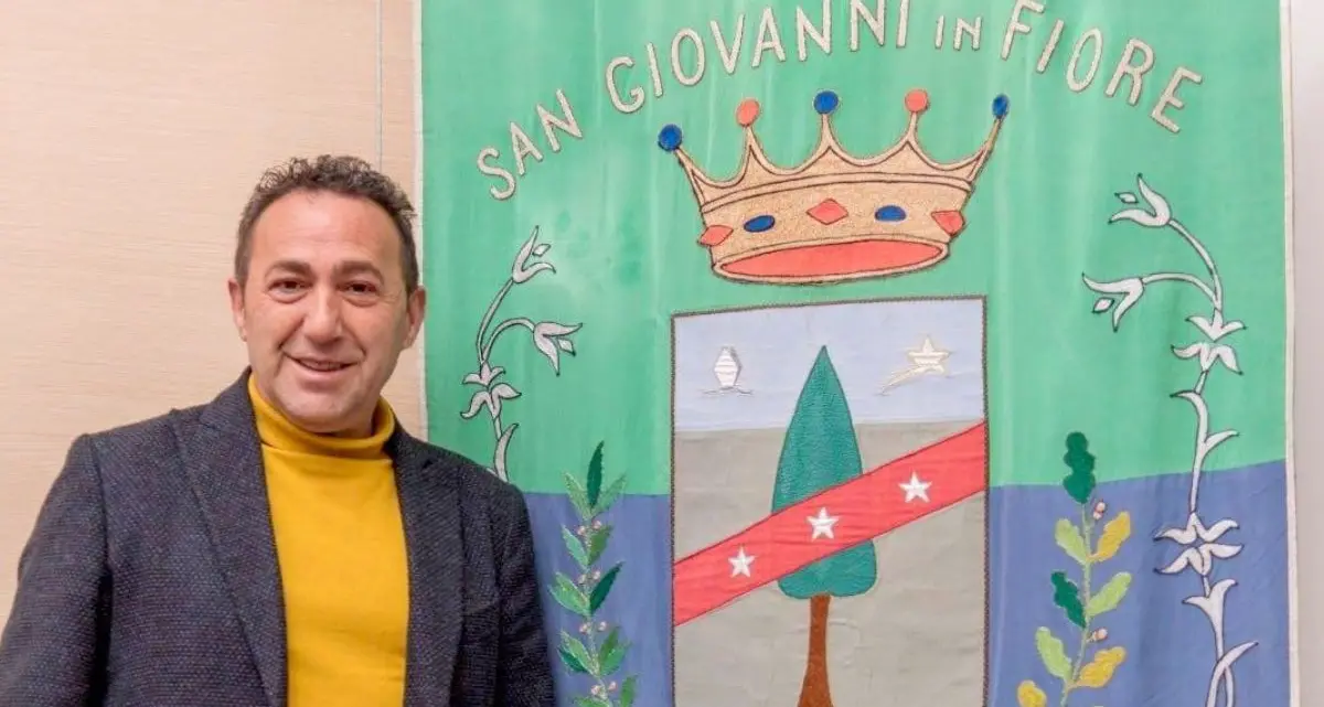 San Giovanni in Fiore, protesta degli Invisibili. Foglia: «Subito le due mensilità arretrate»\n