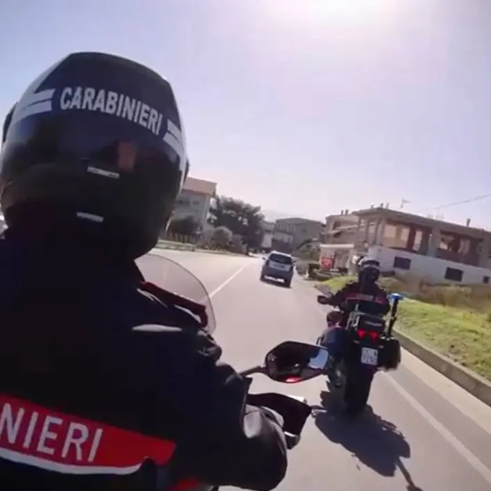Mileto, sorpresi nel giardino di una casa di Paravati con passamontagna e piede di porco: due arresti\n