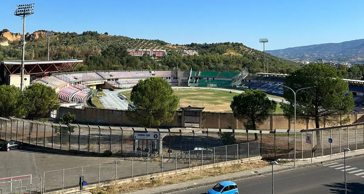 Cosenza, approvato il progetto esecutivo per la riqualificazione dello stadio Marulla\n