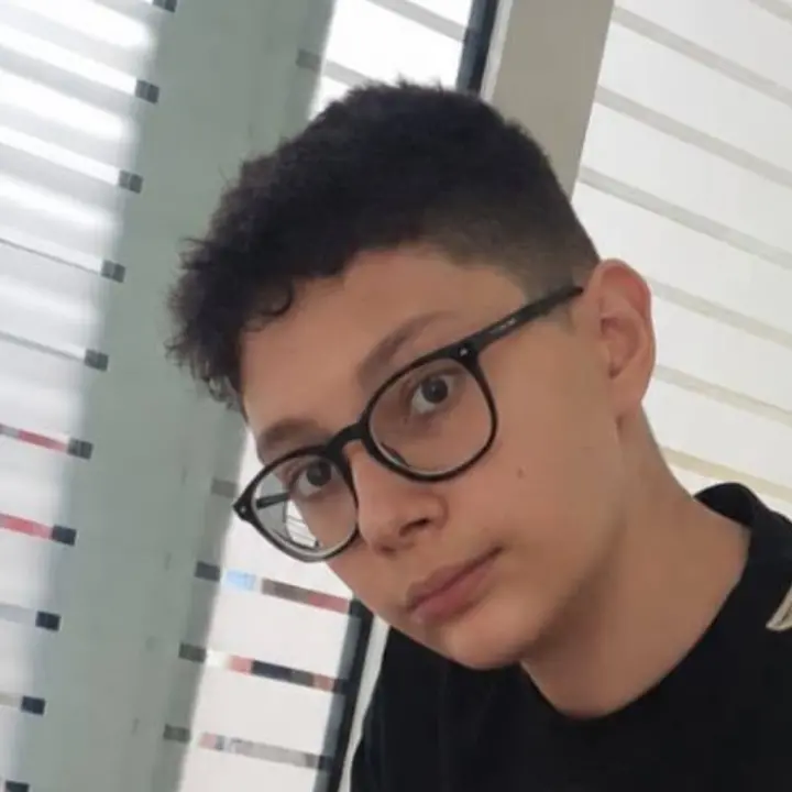 <p>Mileto piange il giovane Giuseppe, morto nel giorno dei suoi 14 anni. Il papà: «Buon compleanno amore mio, sono dannato»</p>