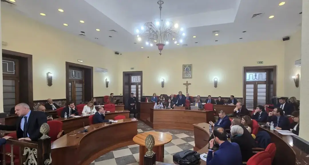 Vibo, Consiglio comunale in evoluzione: verso la federazione tra Pd e Democratici e riformisti\n