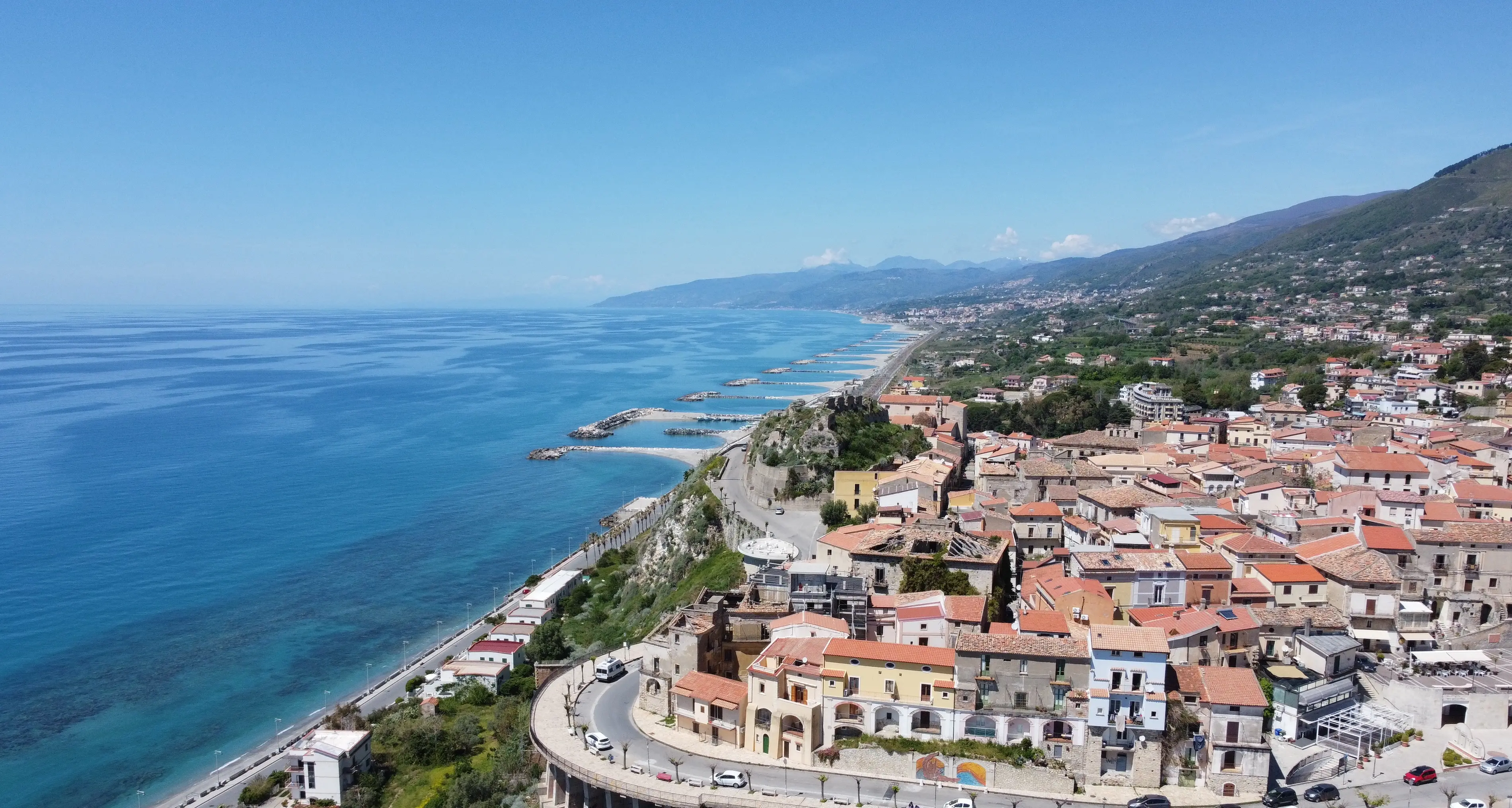 San Lucido, il Comune proroga l’inizio dell’anno scolastico per il troppo caldo\n
