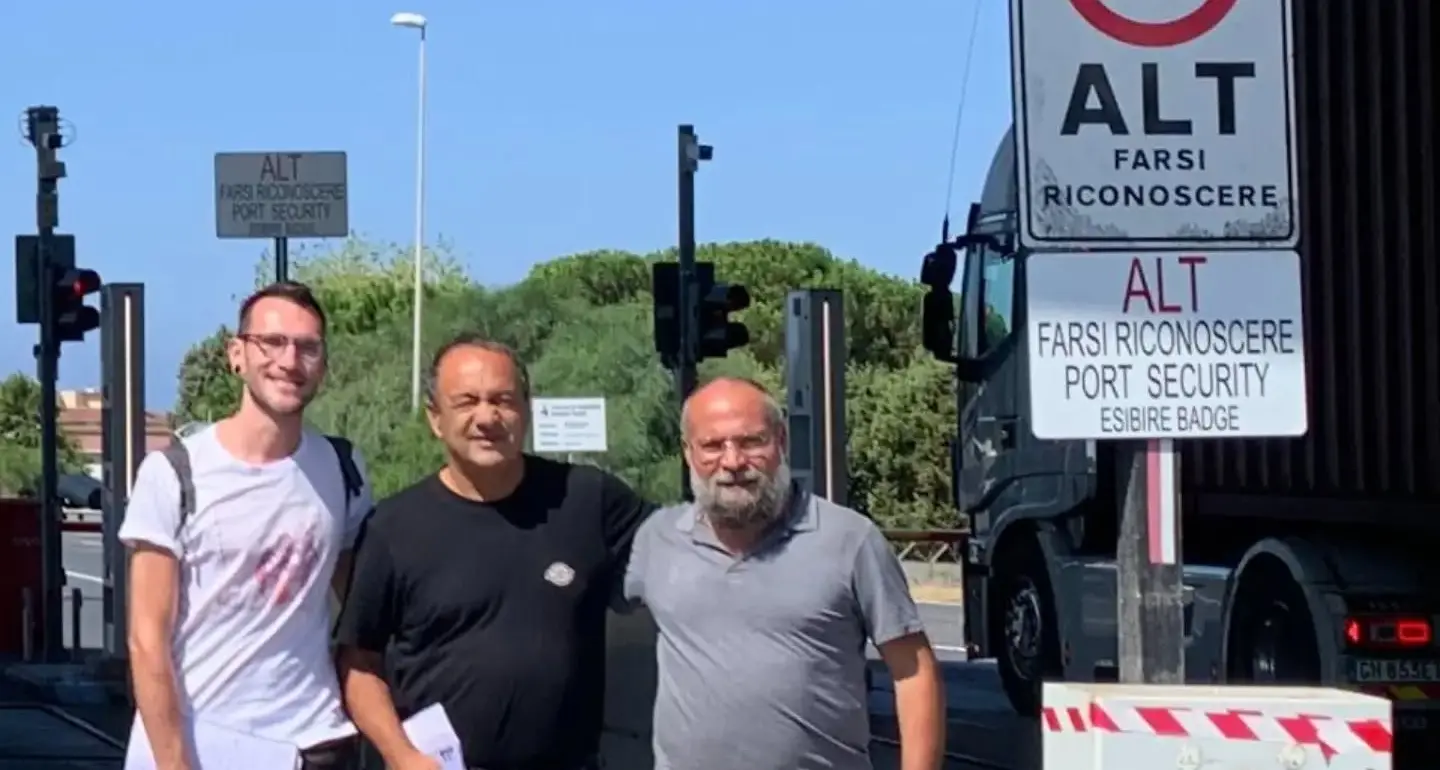 Gioia Tauro, i 17 container con acciaio Dual Use per Israele restano fermi. Lucano:\u00A0«Nessuna autorizzazione»\n