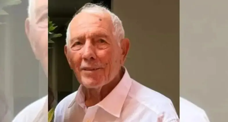 Vibo dà l’ultimo saluto al professor Totò Reggio: domani i funerali dell’ex docente del Classico morto dopo una terribile aggressione\n
