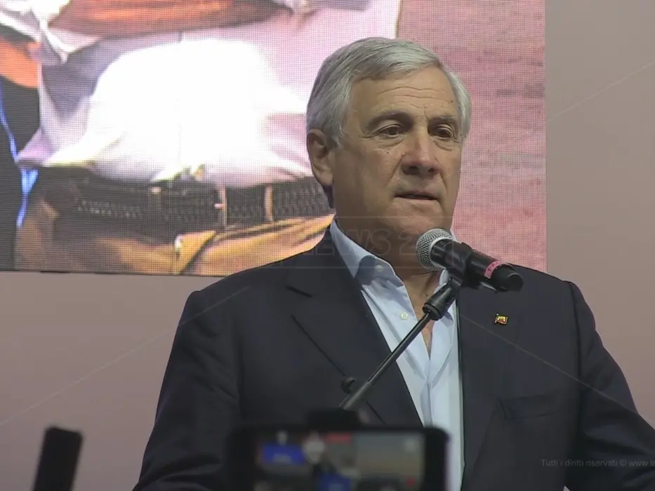 Suppletive a Reggio Calabria, Tajani: «Eleggeremo Roscioli e batteremo chi ha tradito il centrodestra»