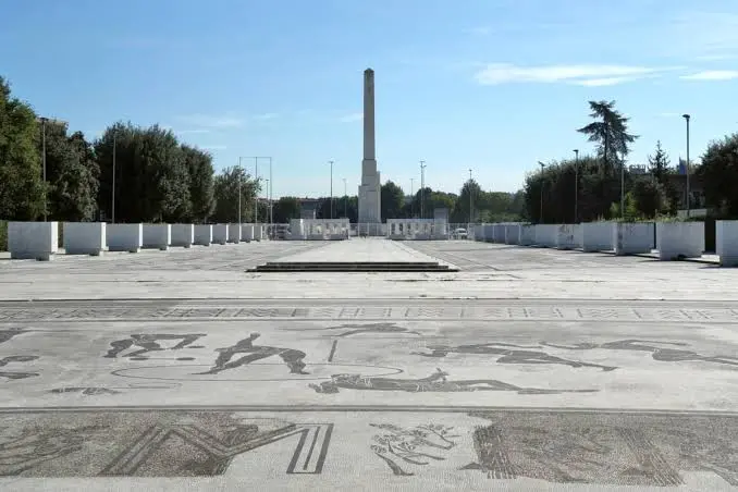 Ci indigniamo per la Germania, ma il fascismo in Italia è ancora sui nostri muri\n