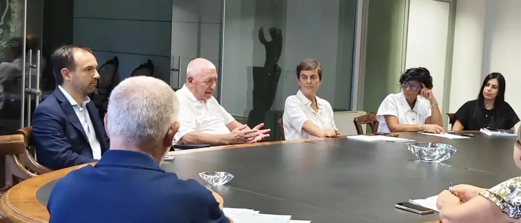 Politiche sociali a Rende, Comune e sindacati aprono il confronto sul Piano di Zona\n