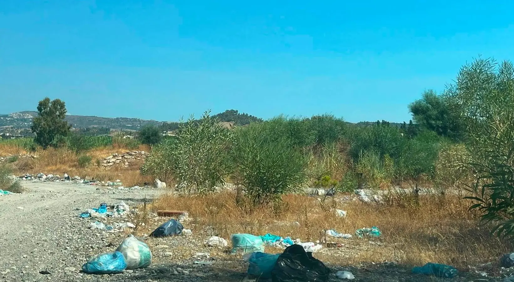 Bonifica e contrasto all'abbandono dei rifiuti: la Giunta di Caulonia approva l'atto di indirizzo per\u00A0la Fiumara Allaro\n