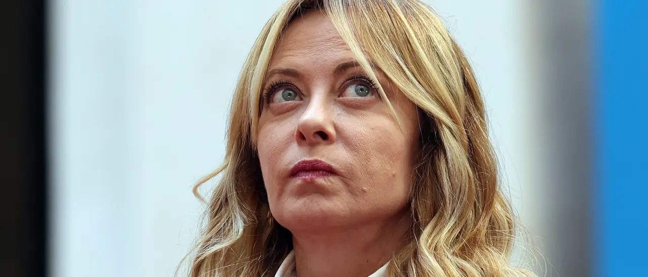 Meloni sceglie l’Ucraina e sfida Vannacci: la linea rossa che può costarle Palazzo Chigi\n